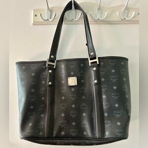 MCM Authentic Tote bag. FREE SHIPPING